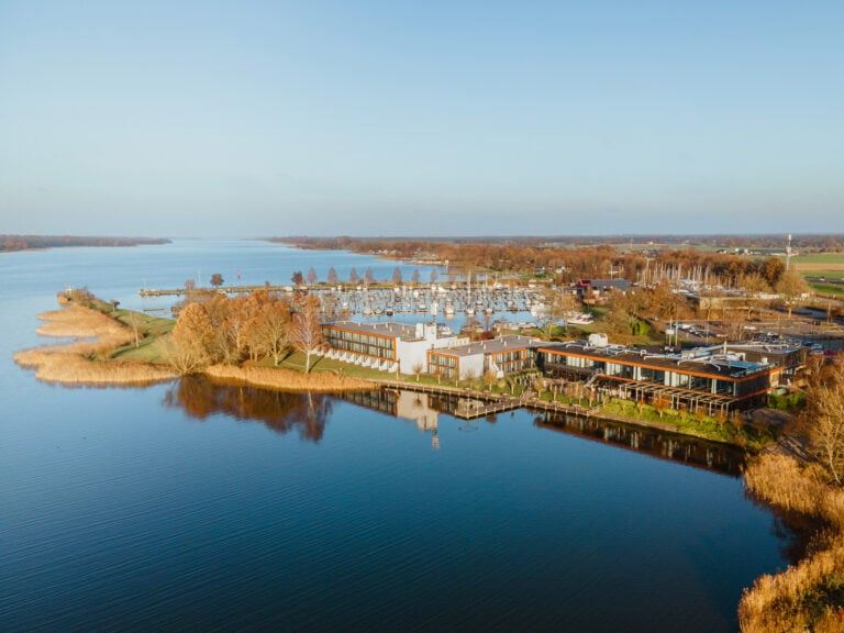 Luchtfoto Postillion Hotel Amersfoort Veluwemeer